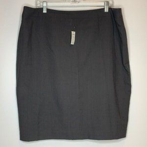 NWT John Mc Skirt Grey 18 PLUS SIZE
